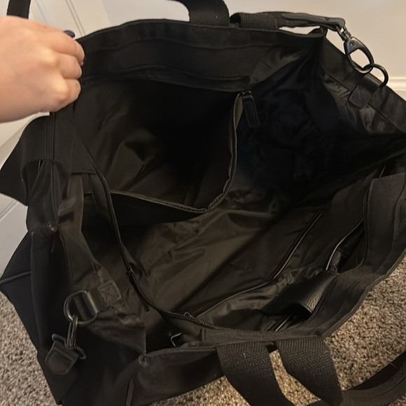 BÉIS east to west travel bag in black - Picture 10 of 12